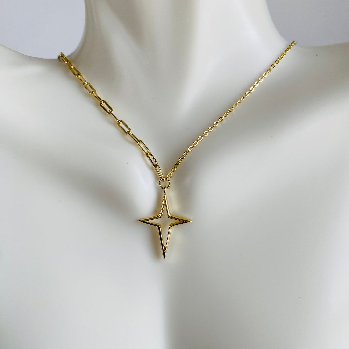 Vega Necklace