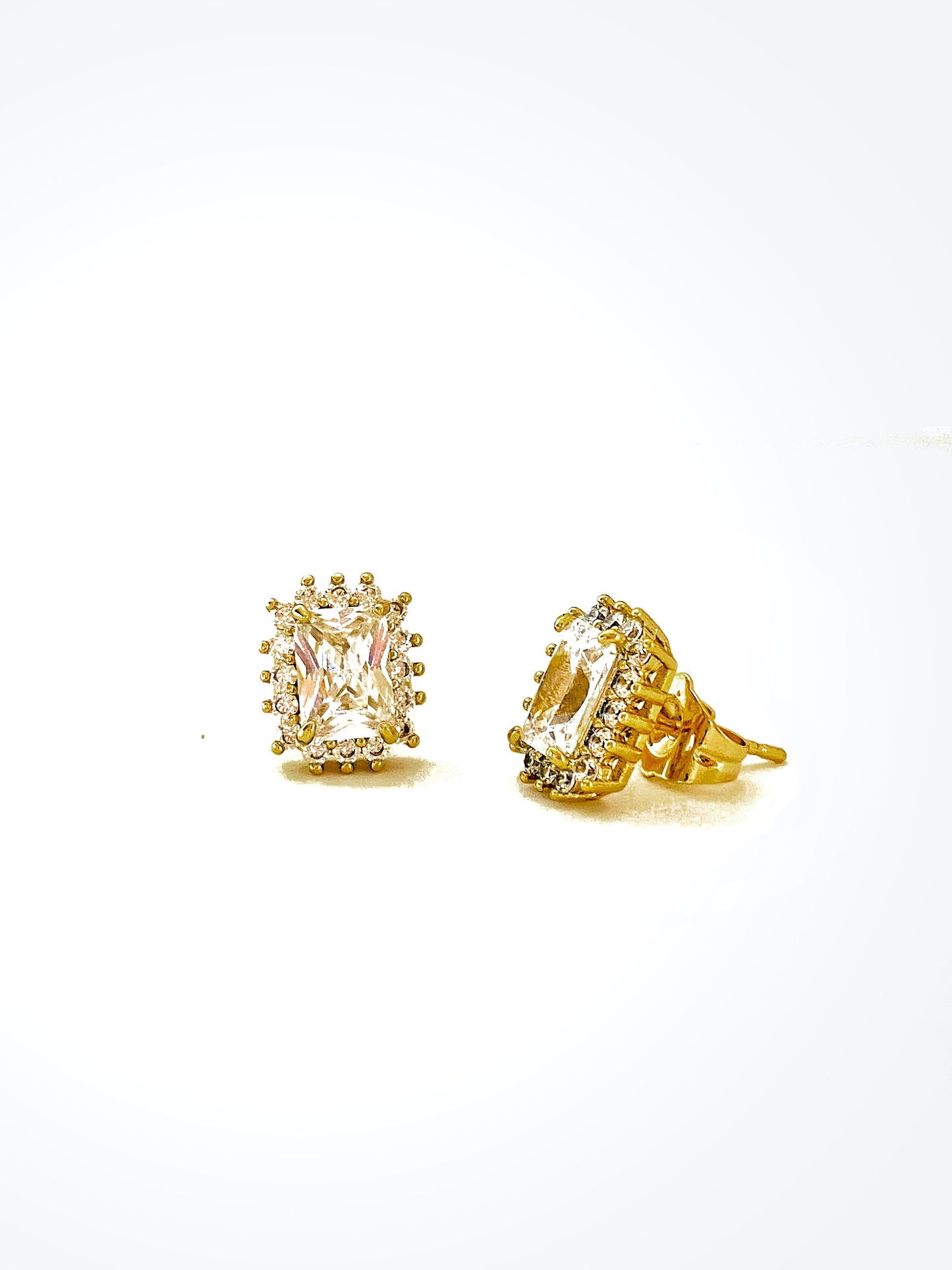 Aysu Stud Earrings